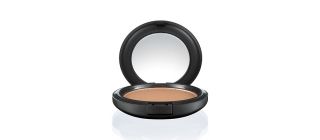 bronzing powder $ 23 00 a lightly frosted tinted powder that