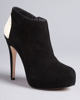 high heel price $ 119 00 color black size select size 9 10 quantity