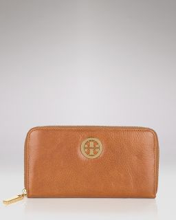 wallet price $ 195 00 color tan gold quantity 1 2 3 4 5 6 in