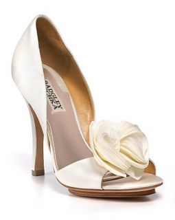 pumps randall price $ 200 00 color white size select size 6 8 5 9