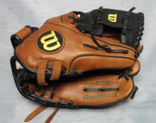 Wilson AD700 MLB Ecco 11 1 2” Leather Baseball Glove Little League
