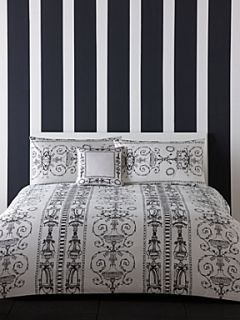 Timney Jardiniere bed linen   