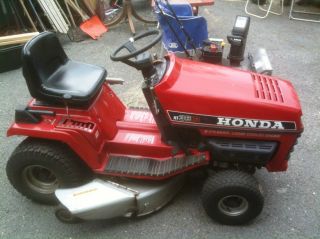 Honda HT3813 Riding Lawn Tractor Lawnmower NJP Pick Up