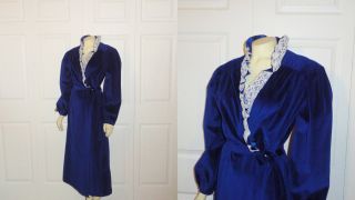 Vintage Robe Say Lu Royal Blue Velour White Lace Collar Size Medium to