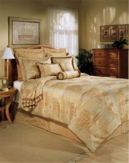 Sherry Kline Florence Luxury King Comforter Set Pillows