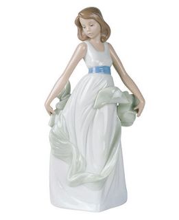 Nao by Lladro Collectible Figurine, Walking on Air   Collectible