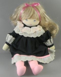 Pauline Bjonness Jacobsen Doll 1984 19 inches Cloth