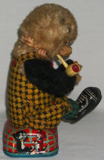 Vintage Shoeshine Bear Tin Toy Shoe Shinning Bear with Pipe Japan