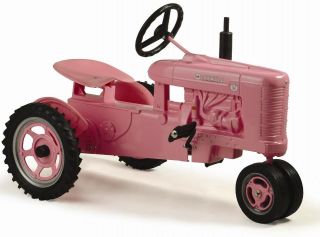 Pink Pedal Tractor w Spoke Rims NIB Made in USA 2013 PA Show