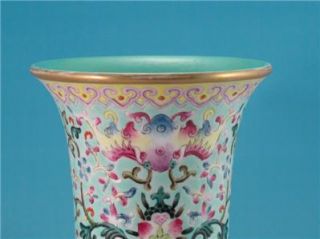 Fine Old Chinese Porcelain Famille Rose Bottle Vase Jiaqing Mark 20th