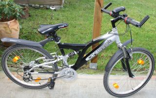 Schönes Mountainbike O´Connor 26 Zoll Silber Schwarz Fahrrad Shimano