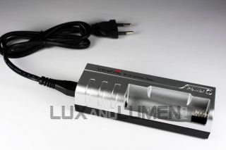 UltraFire WF 137 Ladegerät für 18650 17670 Li Ion Akku