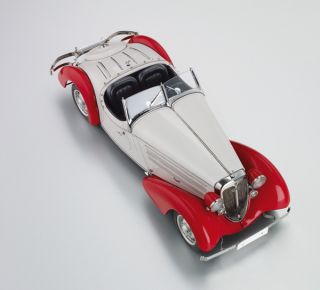 CMC Audi 225 Front Roadster, 1935 (rot/weiss), 118