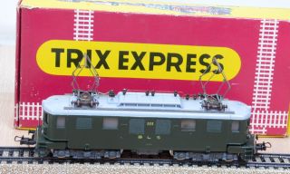 Trix Express 2232 E Lok BR Re 4/4 BLS 255 / 3L / AC Radsätze / OL