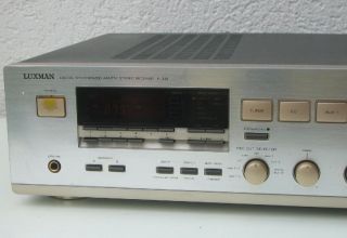 Luxman R 351 Stereo Receiver in champagner