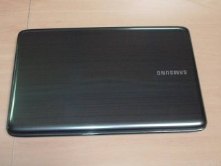 Samsung E452 Aura i3 370M Notebook HDMI Win 7 HD 5145