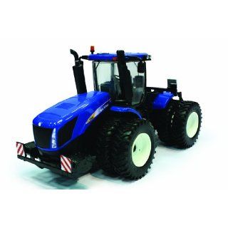 Britains 42629   New Holland T9.390 Traktor