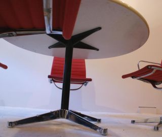 Charles Eames chair segmented Tisch Esstisch Vitra Herman Miller usm