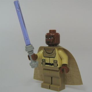 Für die Figur selbst wurden nur original LEGO Minifigurenteile