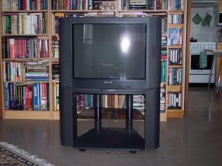 Fernseher mit Untergestell SONY Super Trinitron KV 29C2D