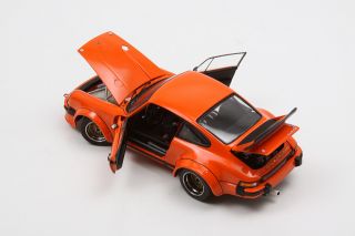 Exoto 1/18 1976 Porsche 934 RSR Client Private Team Authentic Orange