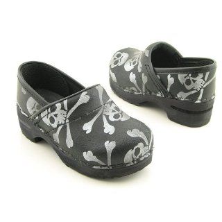 Sanita Kids Wood Black Pirate Closed Back Clog (24 EU (US 9)) Shoes