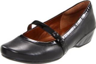 Clarks Womens Concert Hall Flat Shoes