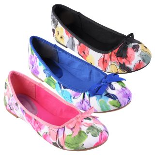 Journee Collection Womens Sapphire 23 Floral Round Toe Ballet Flat