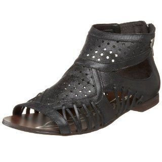 Boutique 9 Womens Phiona Flat Sandal,Black,5 M US Shoes