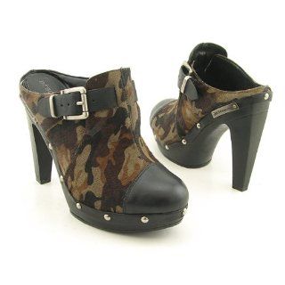 Millard Womens SZ 9 Black BLK/BROWN COMBO Clogs Mules Shoes Shoes