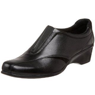Clarks Artisan Womens Seagem Loafer,Black,7 M US Shoes