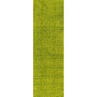 Shag Solid Green Runner Rug (18 x 411)