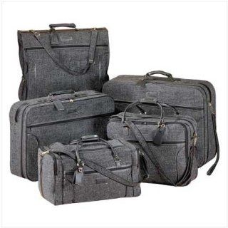 discount luggage   Clothing & Accessories