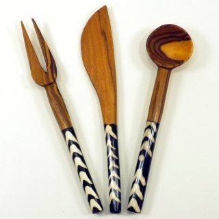 Hand carved Bone and Wood Appetizer Set with Batiked Handles (Africa