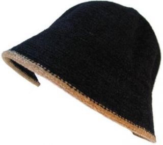 Womens Warm Winter Bucket Bell Hat (Black / Tan Stripe