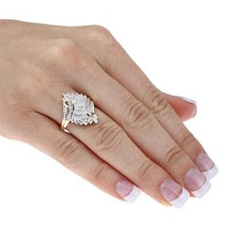Isabella Collection 10k Gold 1/10ct TDW Diamond Swirl Design Ring