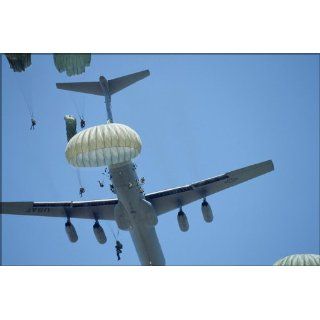 Jump from C 141 Starlifter   24x36 Poster 